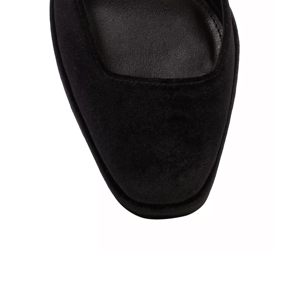 Vince Camuto black velvet pumps - Picture 7 of 8